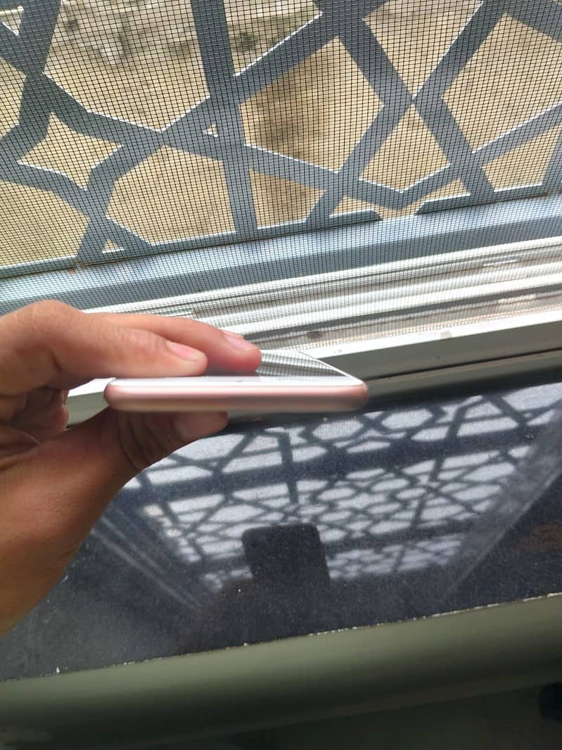 Apple iPhone 8 sim warking 4