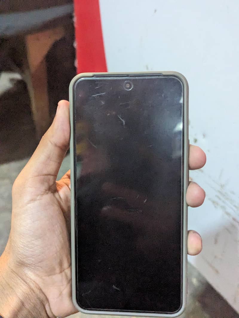 Google Pixel 8 5