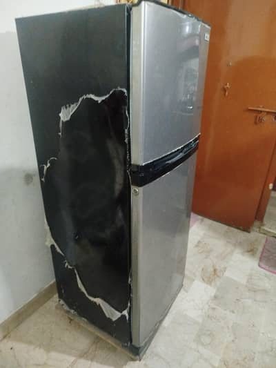 Golden opportunity (refrigerator)