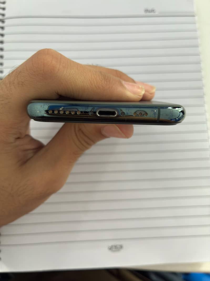 IPHONE 11 PRO 5