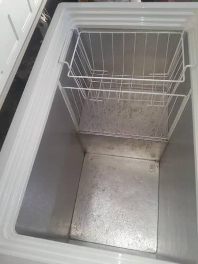 Brand New Condition Deep Freezer for Sale