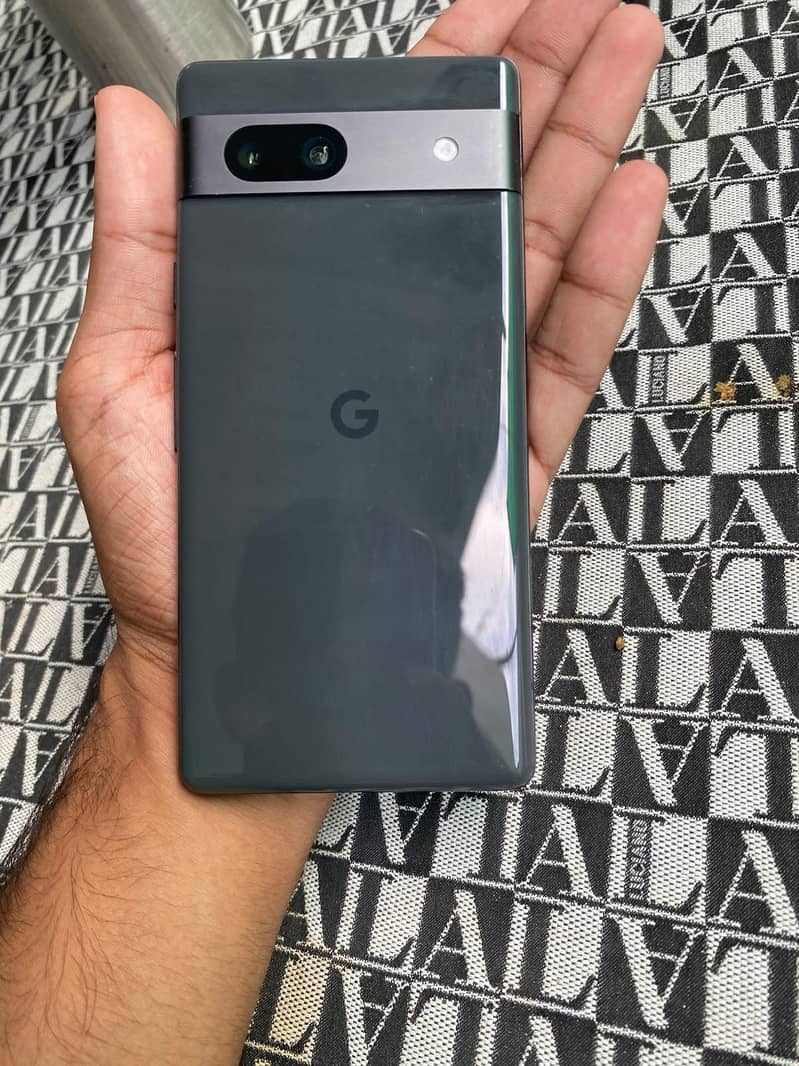 Google Pixel 7a 4