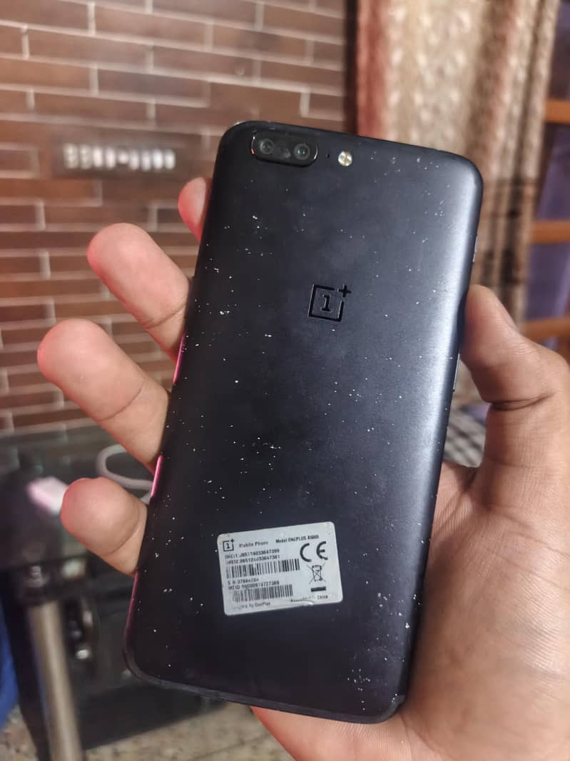 One Plus 5T 2