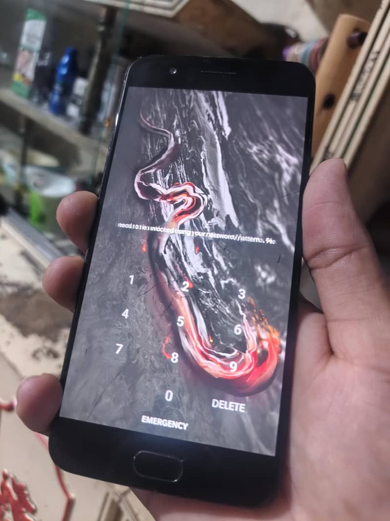 One Plus 5T 3