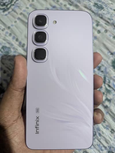 Infinix HOT70 Pro 5G+