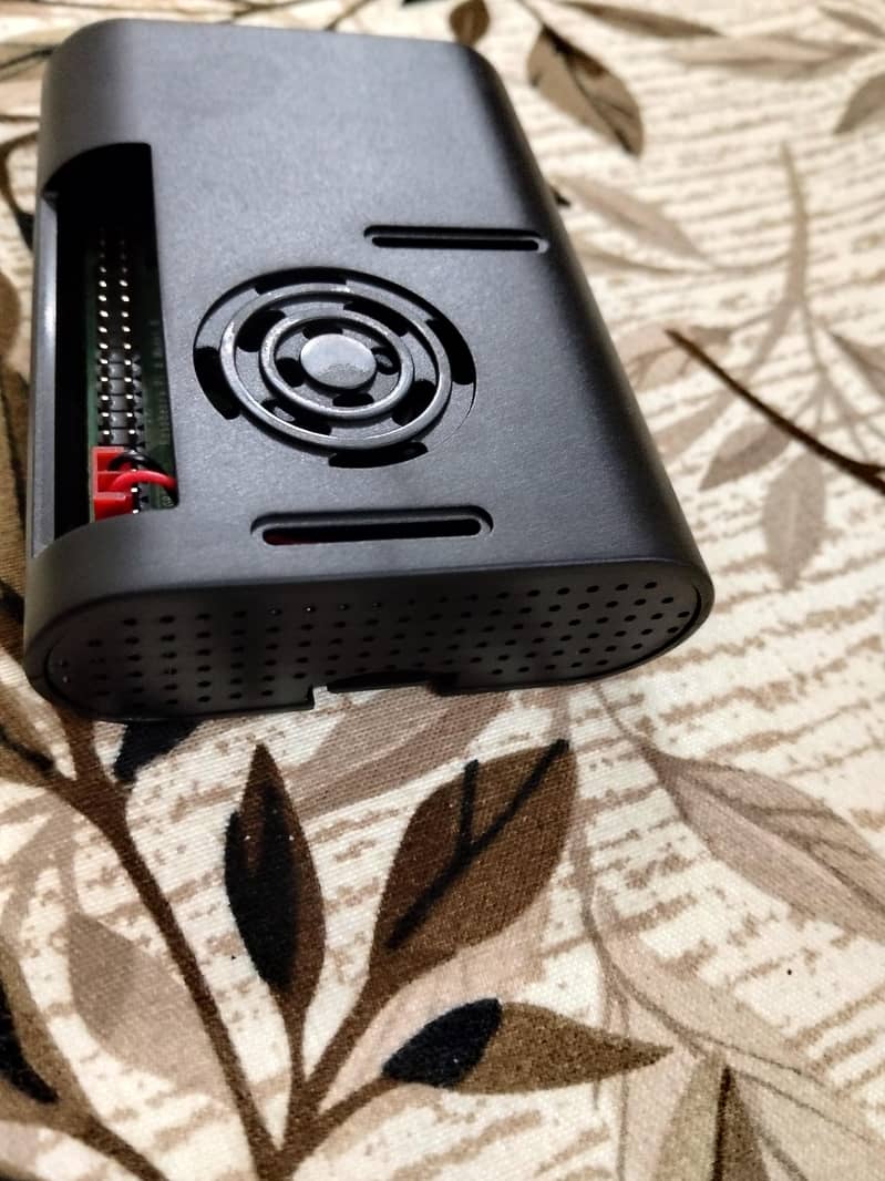 Raspberry Pi 4B 2GB 7