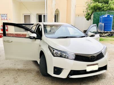 Toyota Corolla GLI 2017 White Used