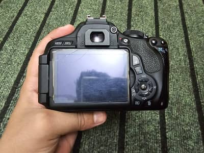 Canon camera for sale urgent base