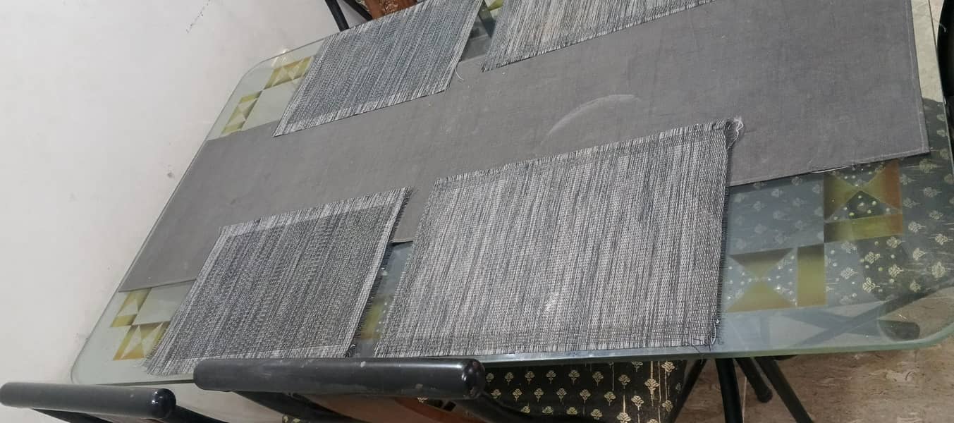 Dining tables 3