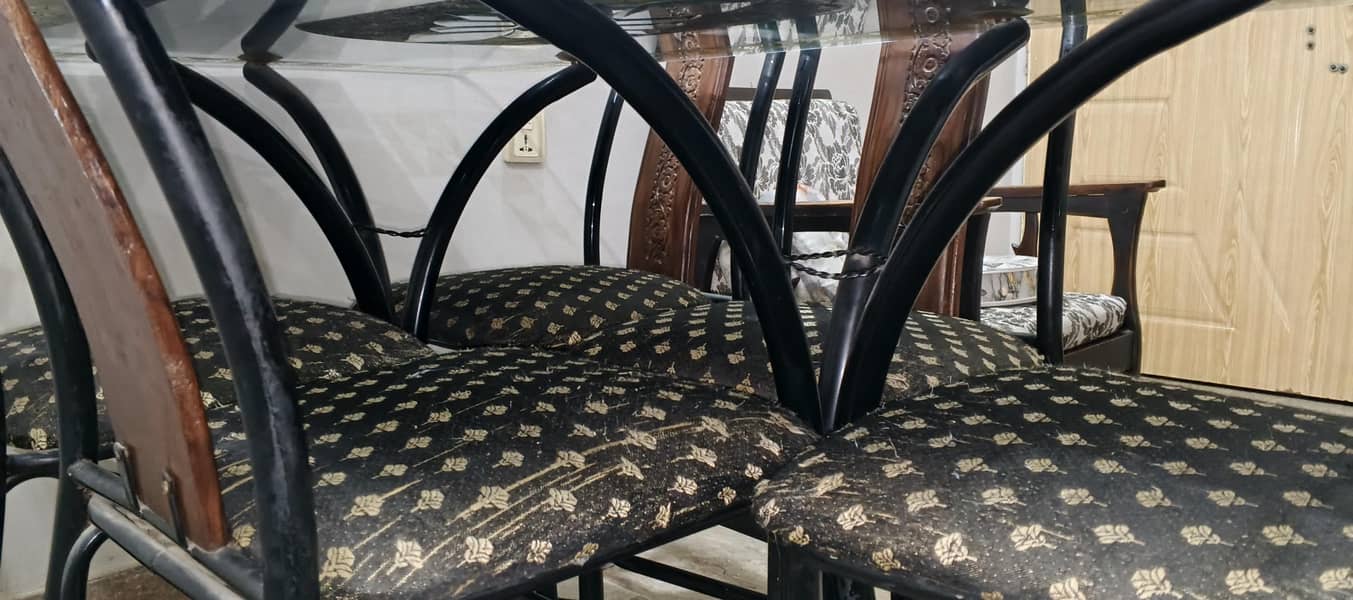 Dining tables 4