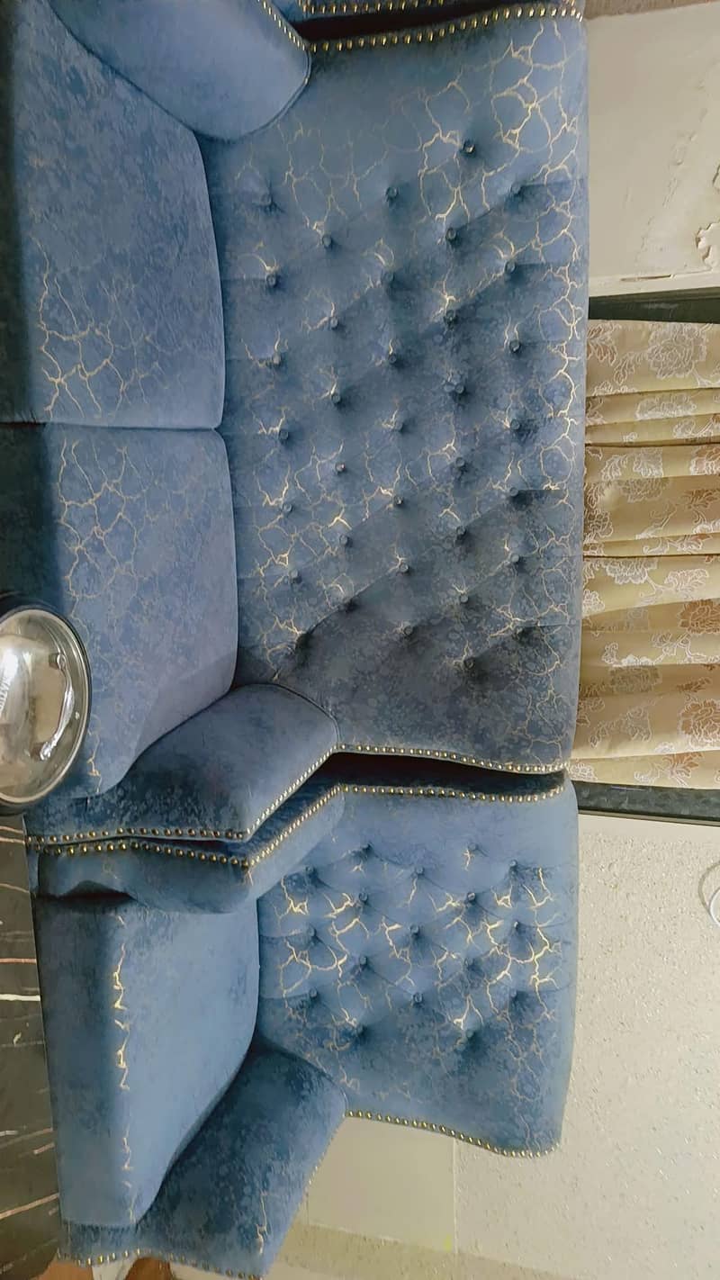 Sofa set 0
