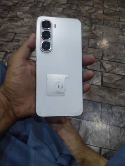 Infinix Hot 60 i