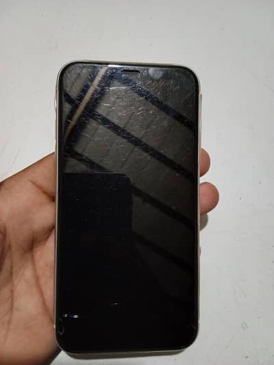 iPhone 11 battery  81 storage 64 condition 10 by 10 water pack
