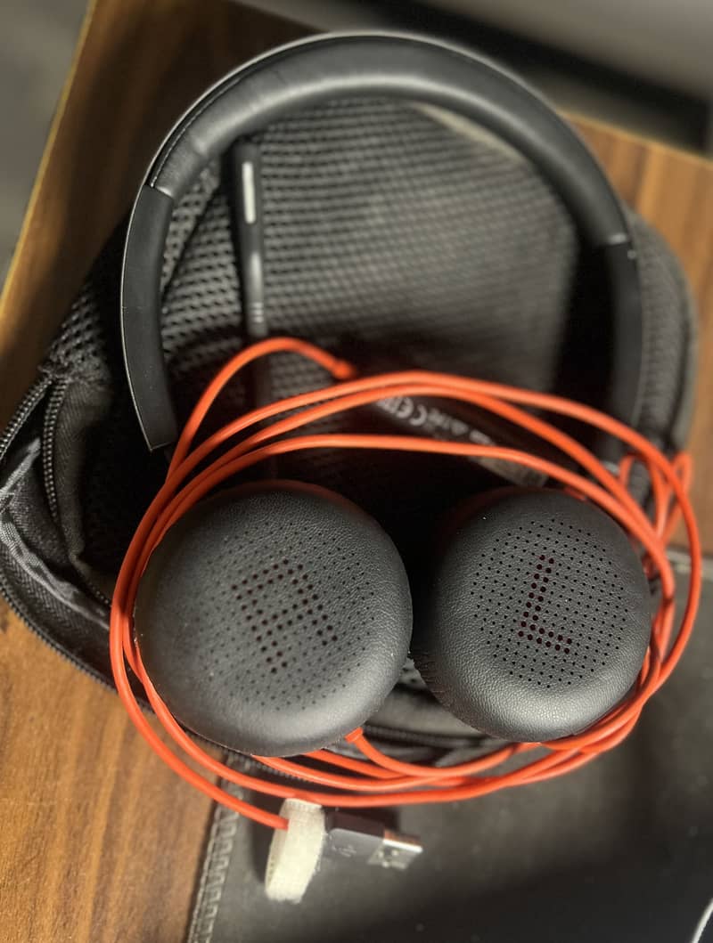 Plantronics 8225 3