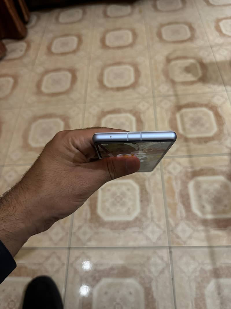 Google Pixel 7a 4