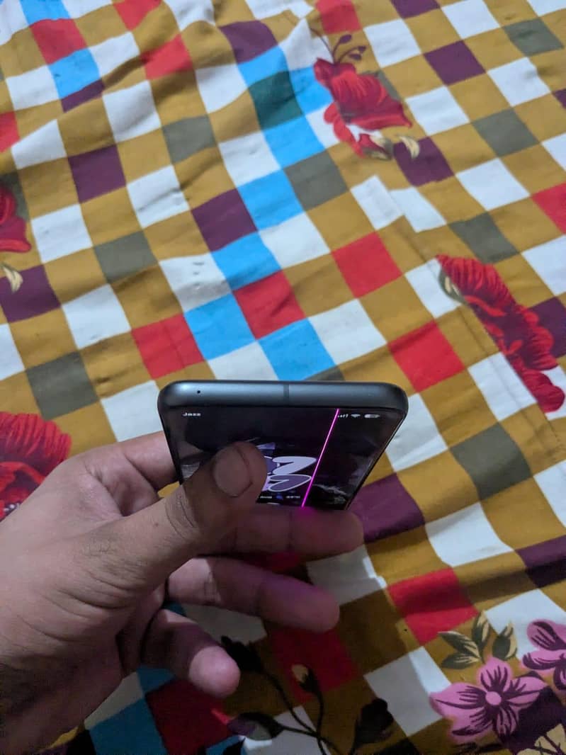 Google Pixel 8 5
