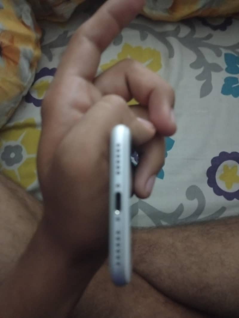 Apple iPhone 8 2