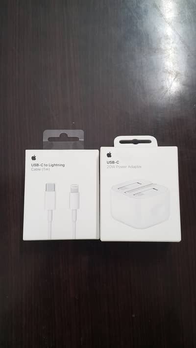 Apple 20W USB-C Fast Charger (iPhone 11 / 12 / 13 / 14 / Pro Max)