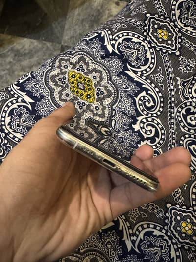 Apple iPhone 11 Pro