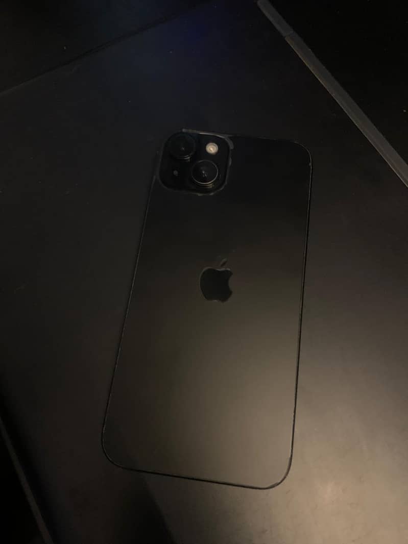 Apple iPhone 15 plus 6