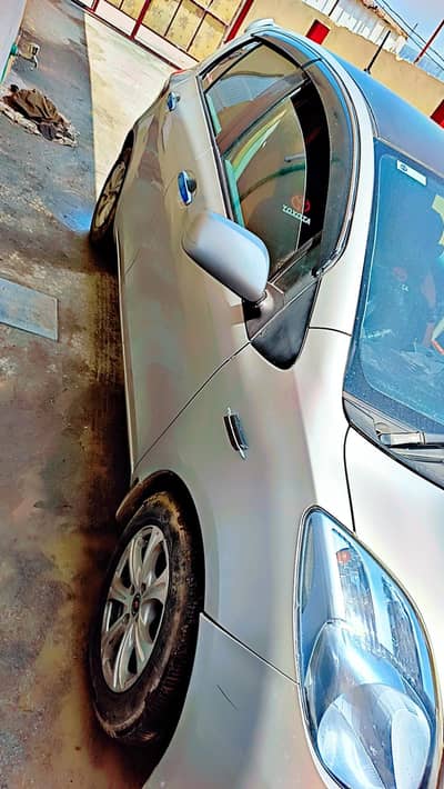 Toyota Vitz 2006