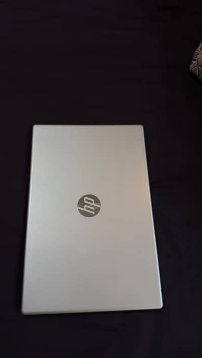 HP Ryzen 5 Laptop – 8GB RAM | 512GB SSD