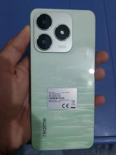 Realme C63