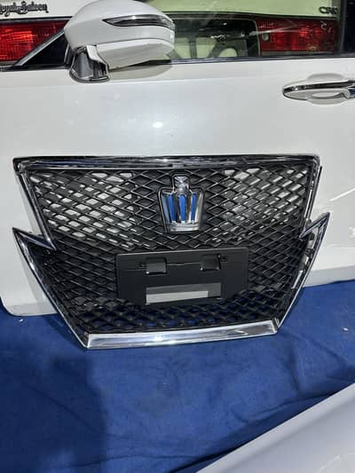  Toyota Crown 2015 Athlete Front Bumper Grill