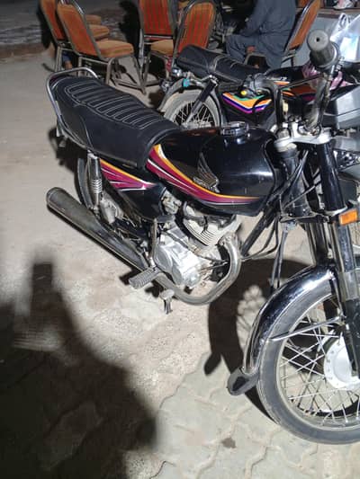 Honda 125 for sale good condition bilkul ok bike ha