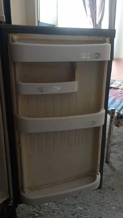 orient 100% functional refrigerator