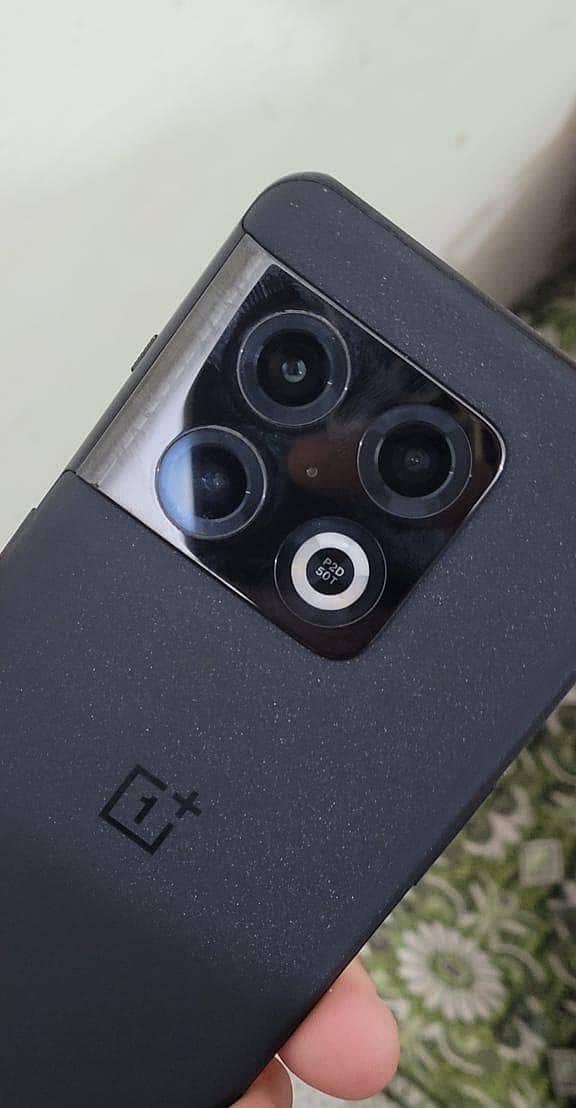 One Plus 10 Pro 0