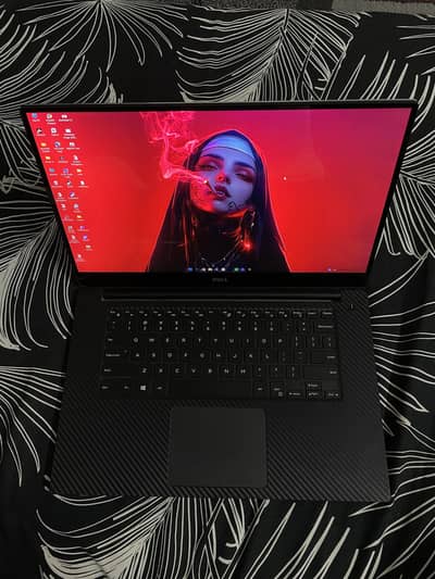 Dell Precision5520- Core i7 7820HQ/16GB RAM/4Kdisplay/M1200 4GB GPU
