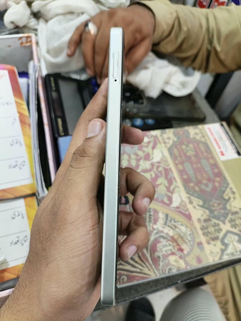 OPPO A5 Pro 5
