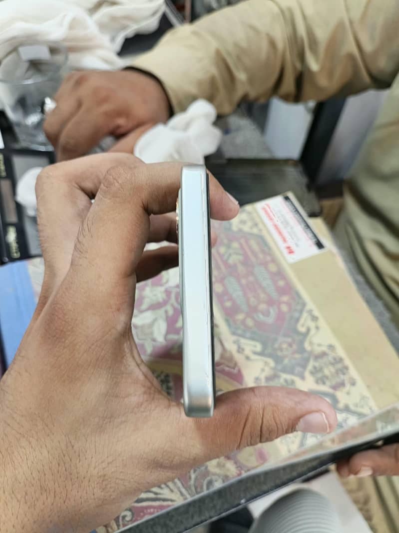 OPPO A5 Pro 6