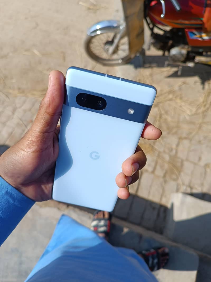 Google Pixel 7a 1