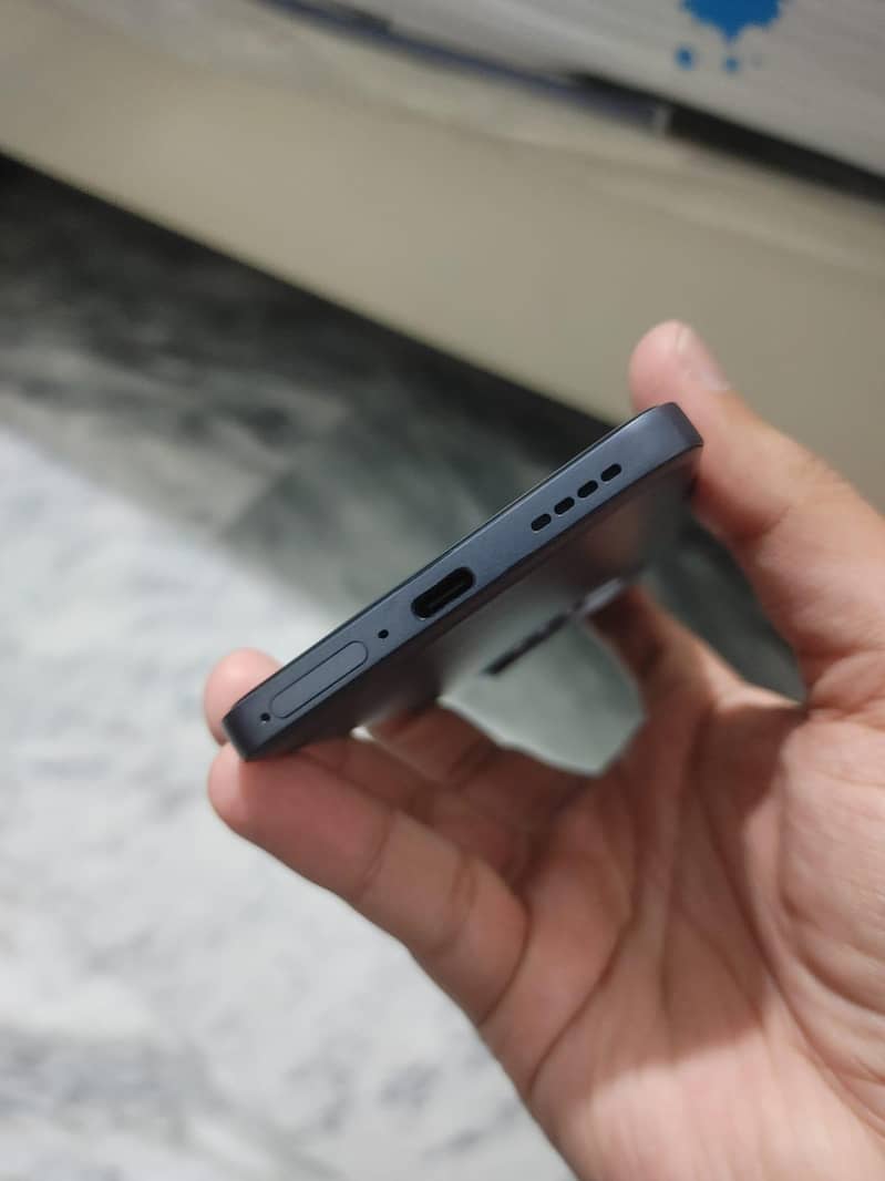 Realme 13 Plus 3