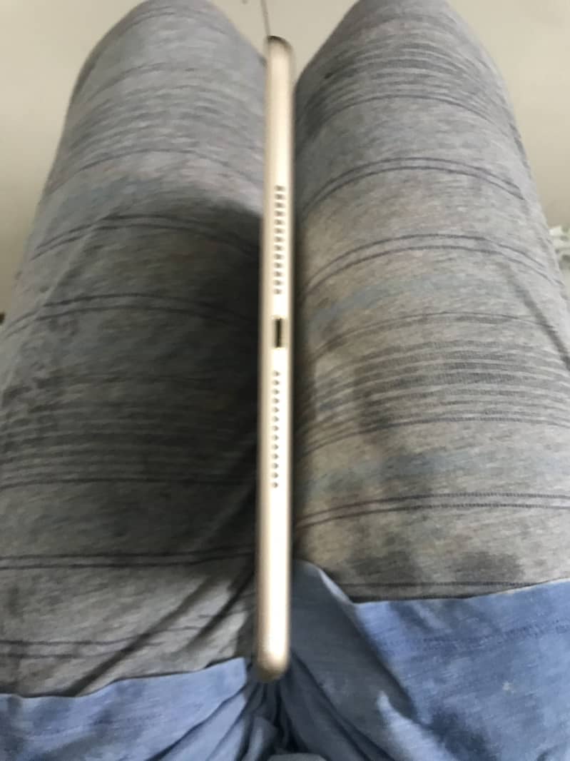 iPad 7th generation 14