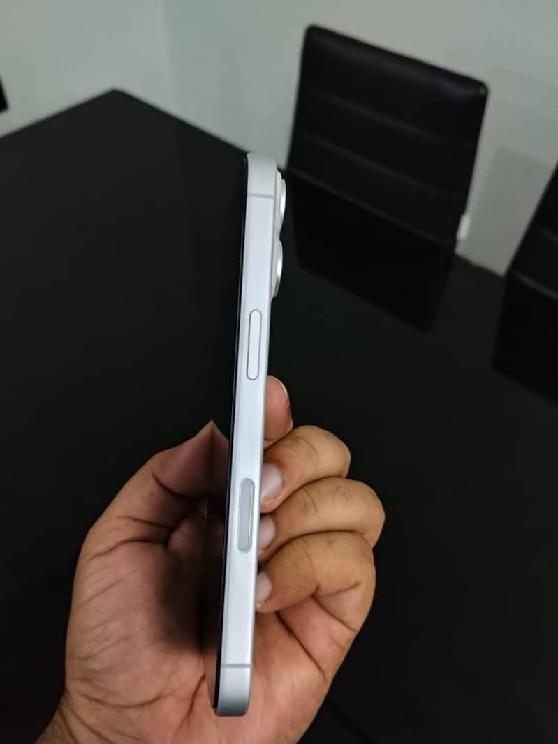 Apple iPhone 17 2
