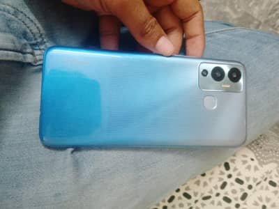 Infinix Hot 12 Play