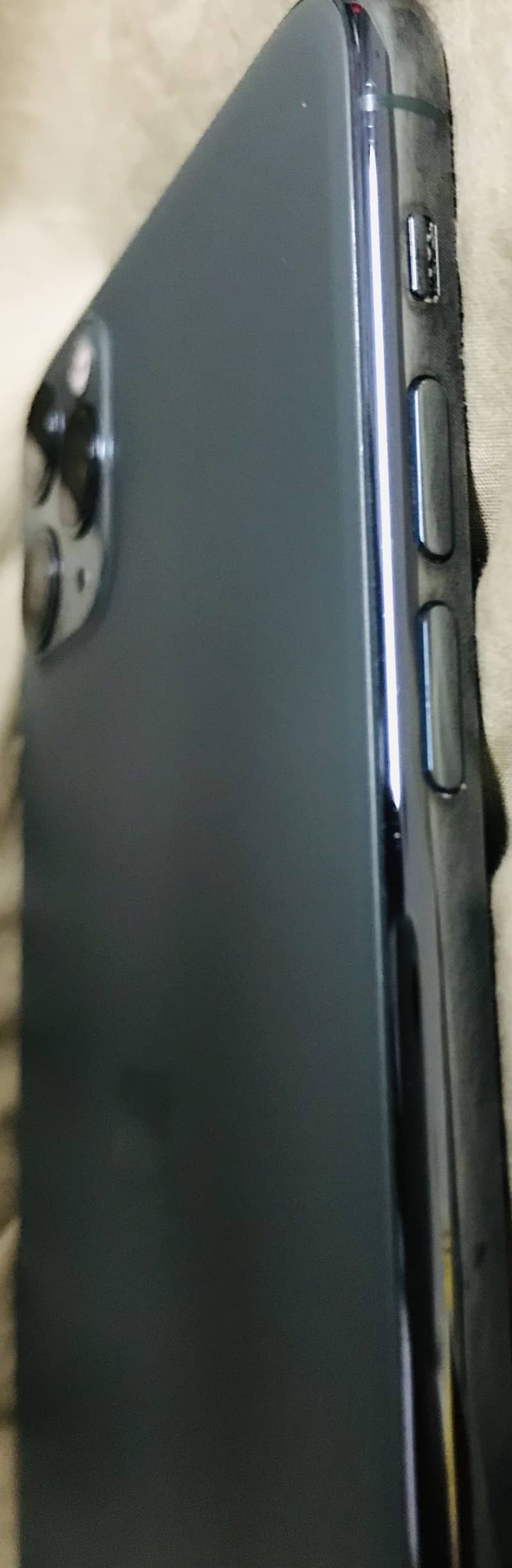 Apple iPhone 11 Pro Max 1