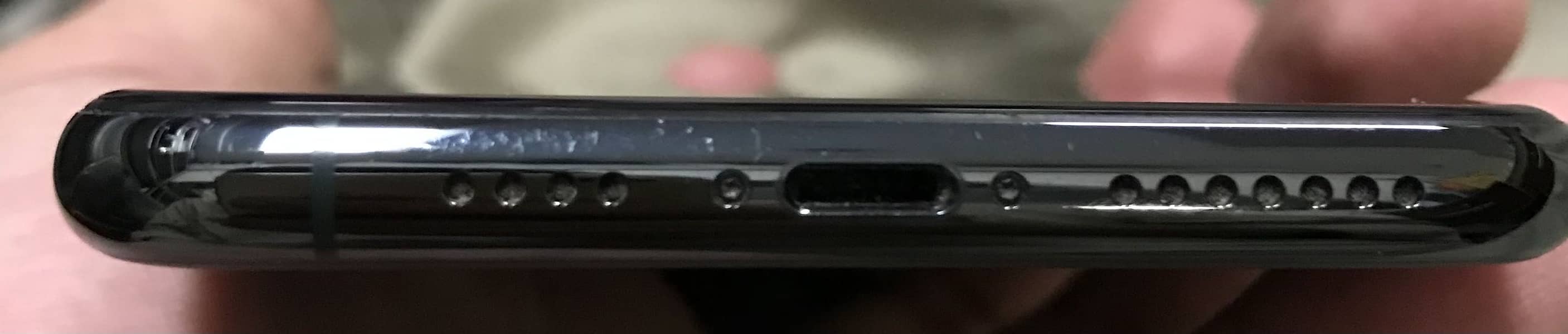 Apple iPhone 11 Pro Max 2