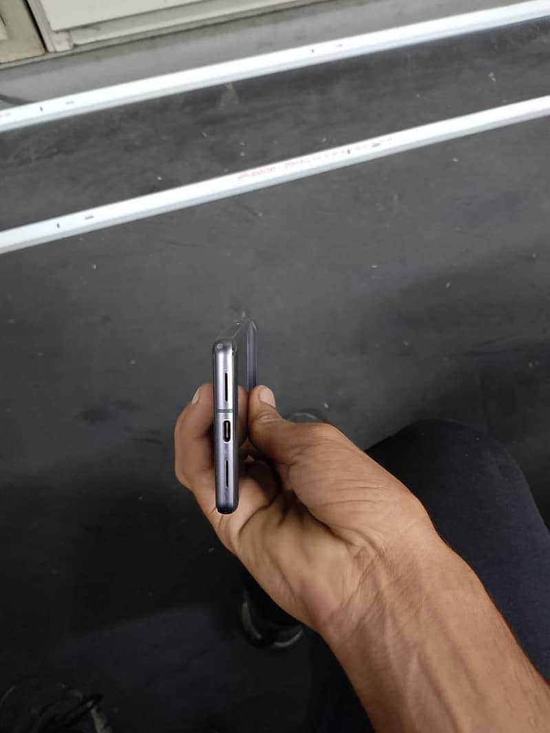 Google Pixel 7 3