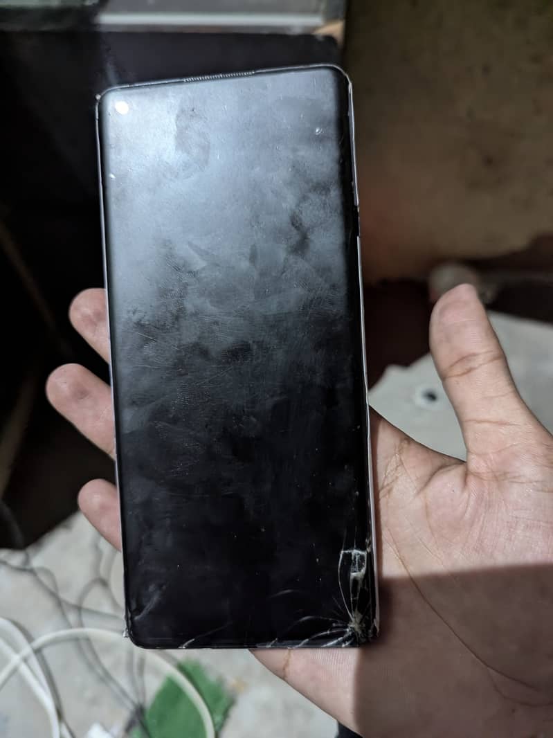 One Plus 8 Pro 4