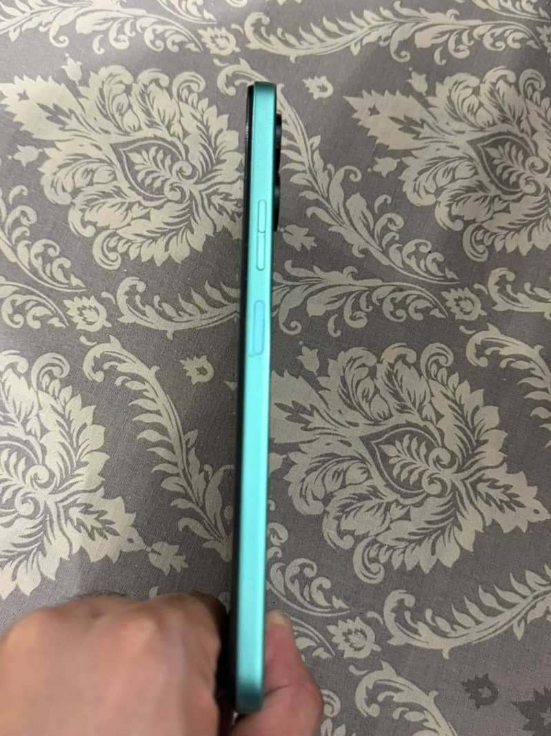 Tecno CAMON 19 Neo 6