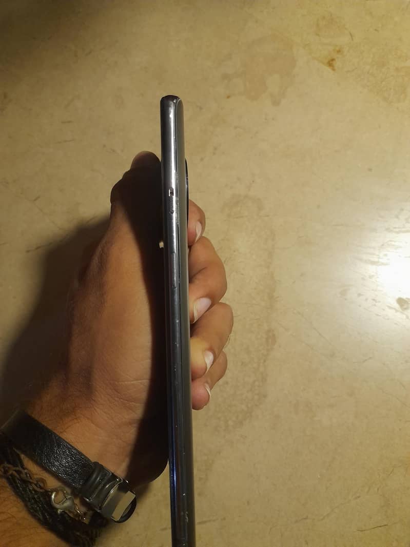 One Plus 7T 6