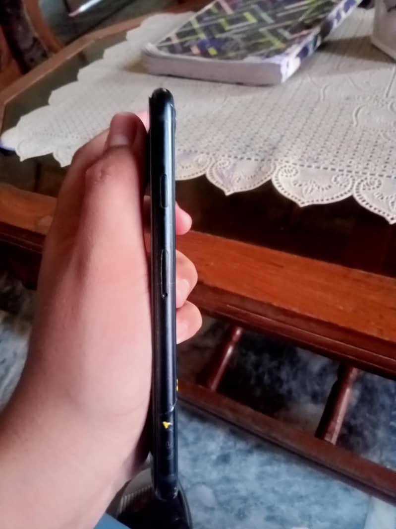 Apple iPhone SE3 5