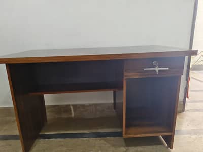 Table for Sale – Good New Condition