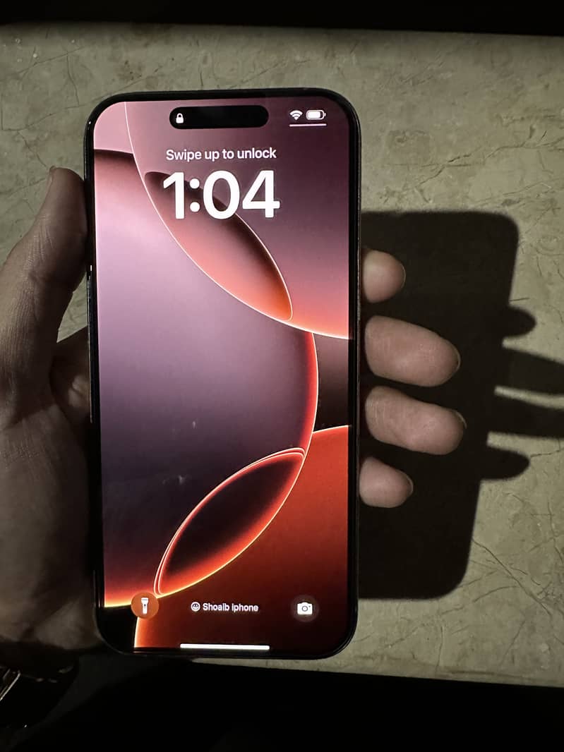 Apple iPhone 16 Pro Max 1