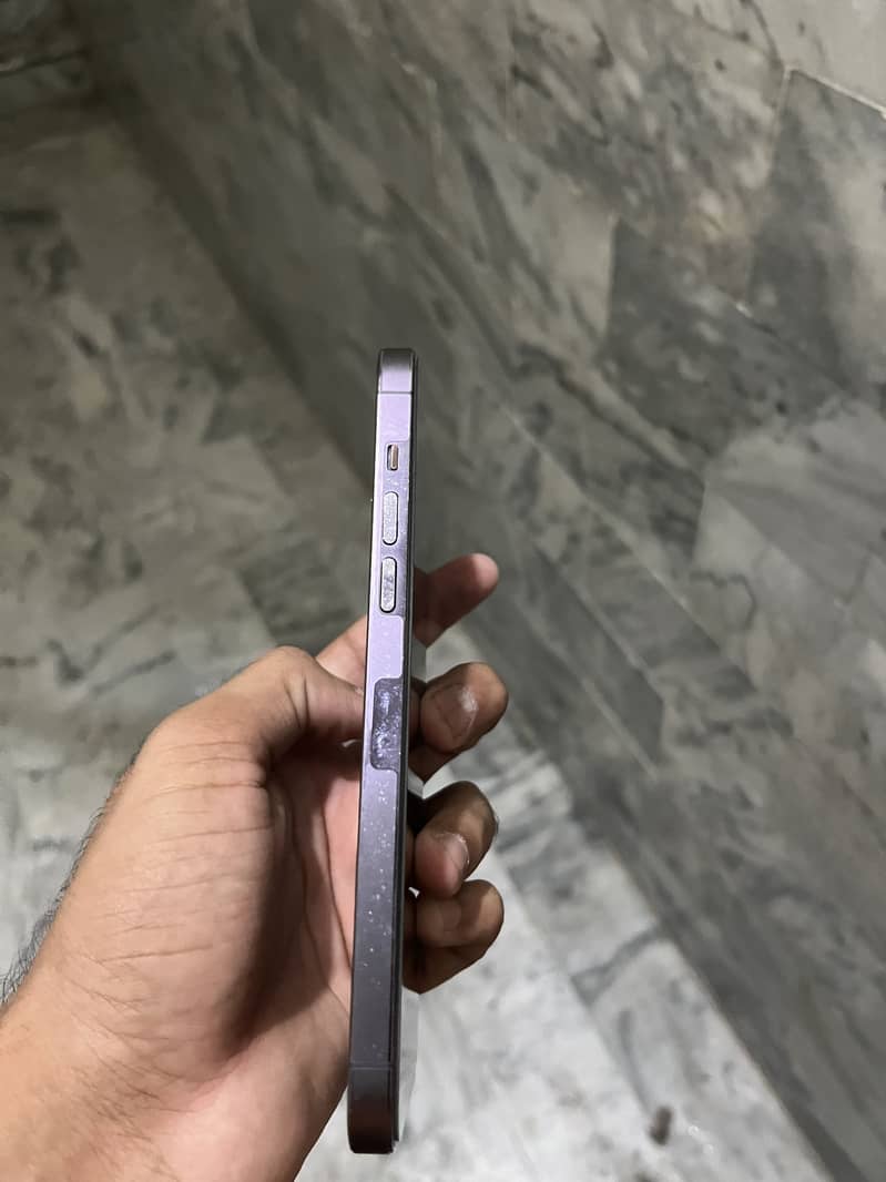 Apple iPhone 14 Pro Max 3