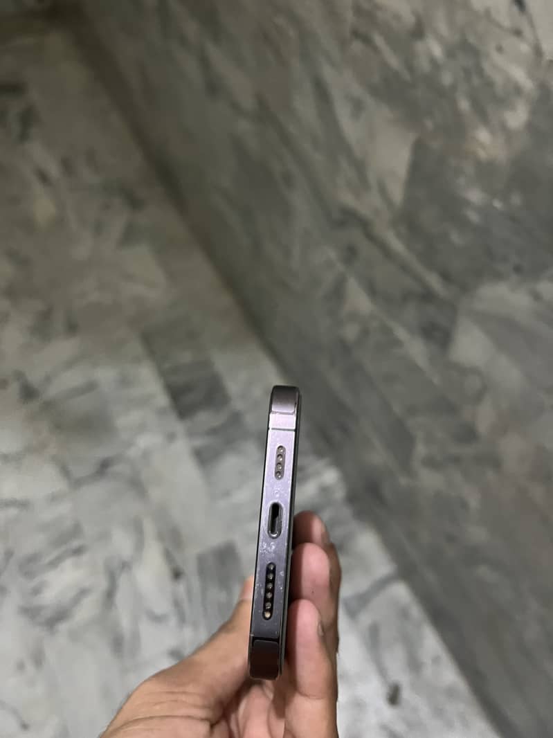 Apple iPhone 14 Pro Max 4